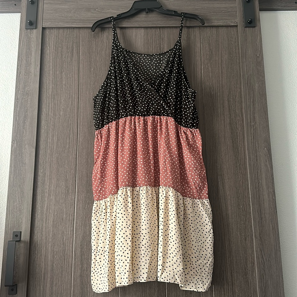 NWOT SHEIN tiered tank top polka dot dress with vneckine size 1x